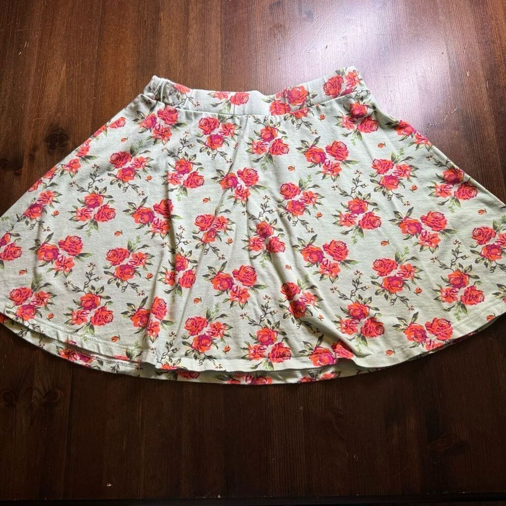 Charlotte Russe Floral Skirt Women’s Size Medium